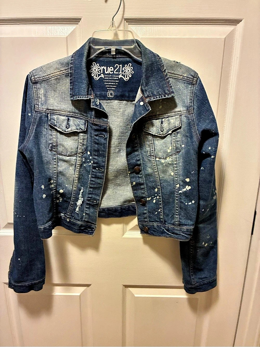 Rue21 Distressed Denim Jean Jacket in Blue Size L